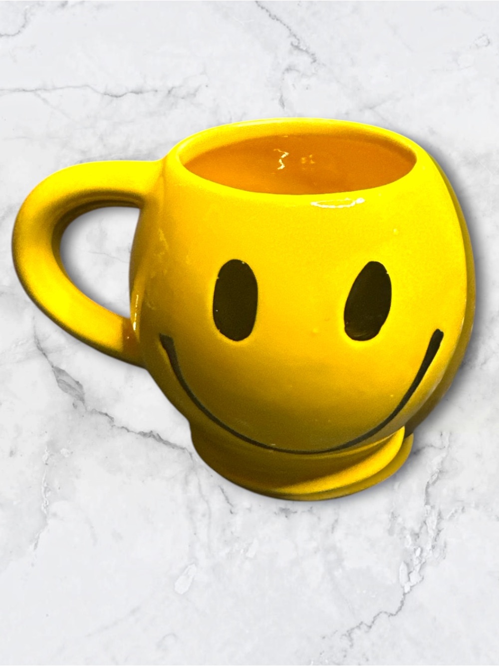 Vintage McCoy pottery smiley face mug USA